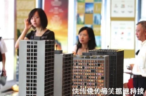 专家|2021年起不要闭眼买房,专家提出三点建议,高房价必须要受到抑制