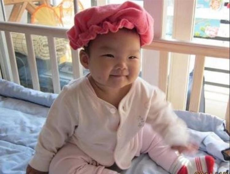 宝宝|家长的3种行为,影响宝宝脊柱发育,长大可能“矮”人一截