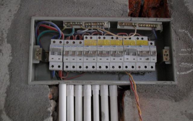 师傅|新家水电施工,这个才是最真实的好师傅,手艺给90分不算多