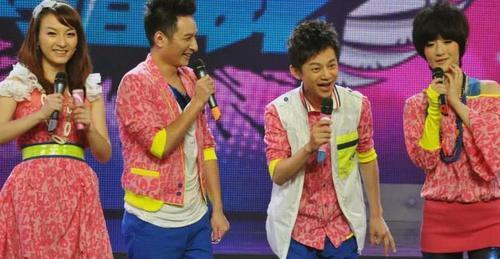 台词|她是首个被逐出快本的主持,抢台词还挡小岳岳镜头,何炅都救不了