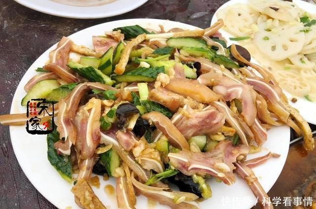 农村330元一桌的宴席,鸡鸭鱼肉都有,利润在哪