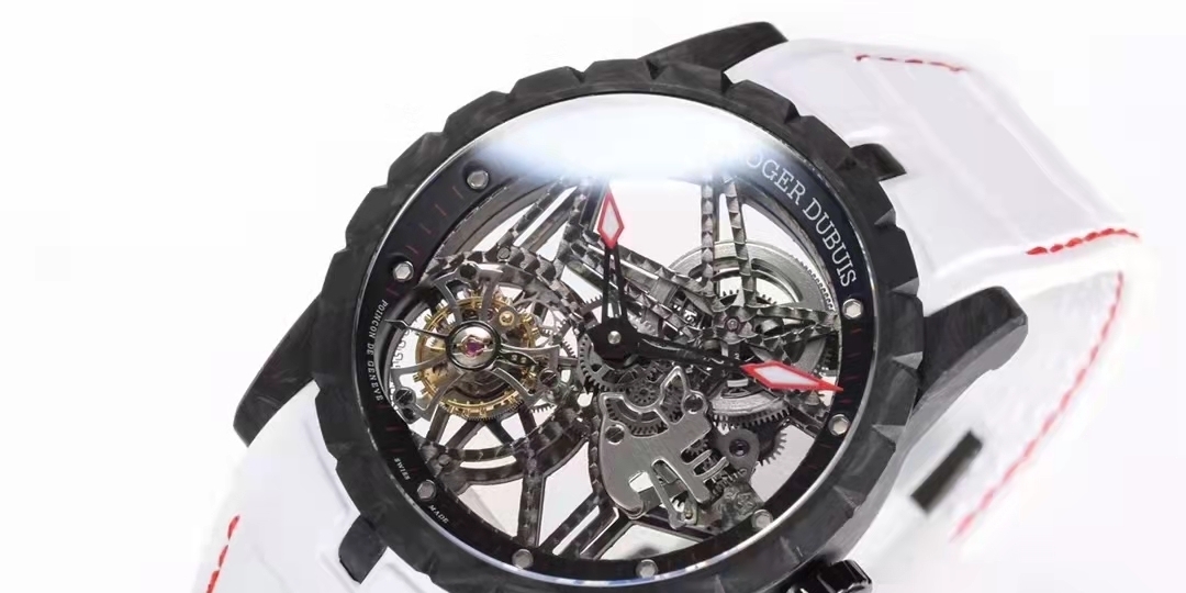 复刻版 小墨说表:BBR罗杰杜彼碳纤维V4版