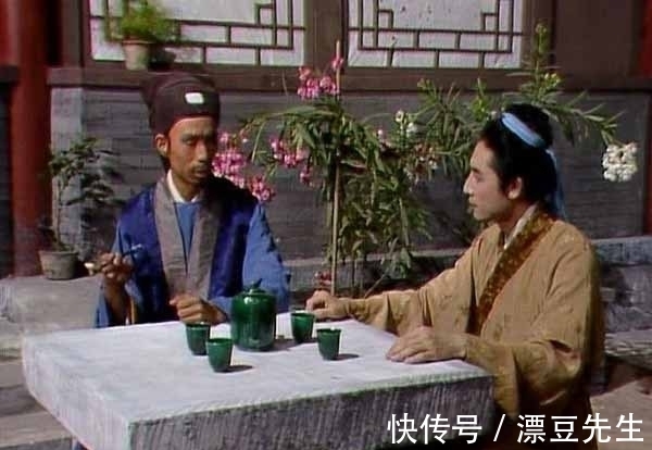 麝香$《红楼梦》中，过个端午节，贾府为何需要大量的冰片和麝香？