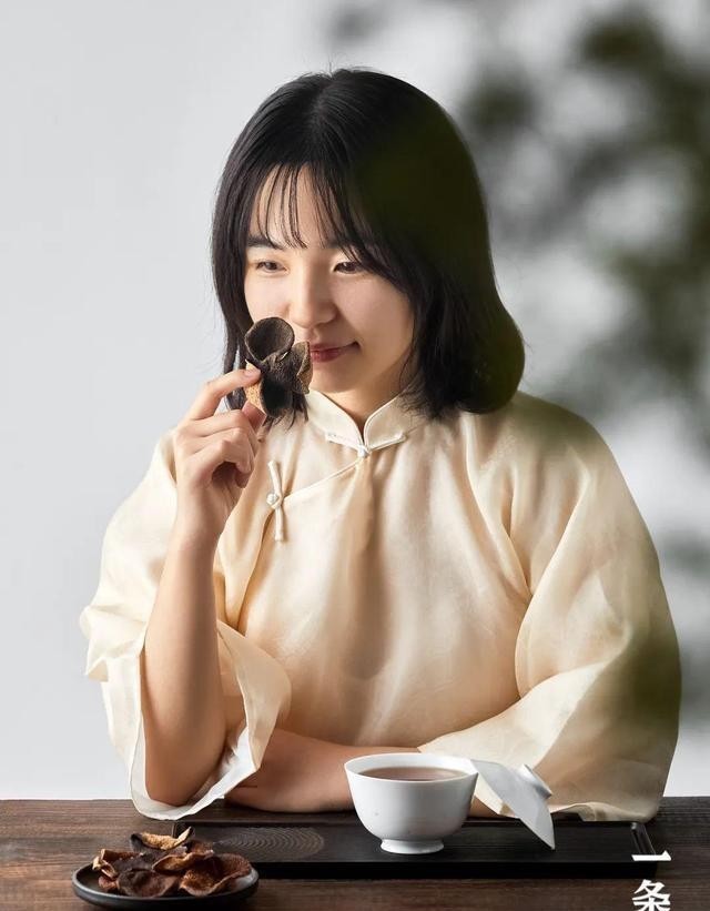  不妨|都说“一两陈皮一两金”！冬季不妨这样用陈皮，养生功效好！