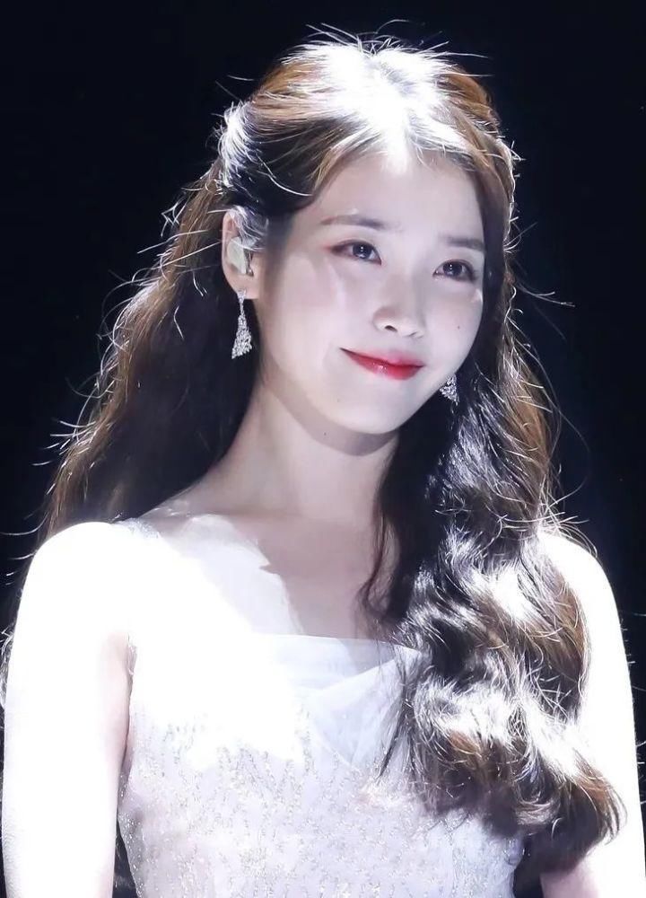 发量|原来卷发可以这么好看!时髦又显脸小,增加发量颜值暴增!