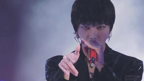 高燃|人类高质量演出现场―华语乐坛领军人物华晨宇的高燃现场