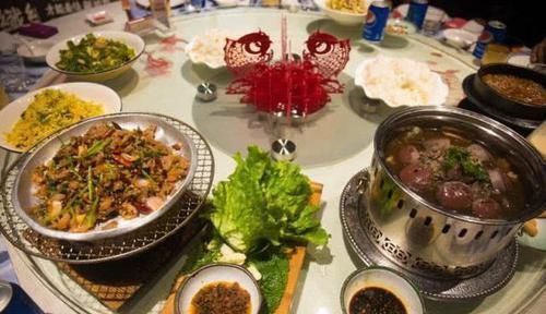 熬夜|糖尿病罪魁祸首不仅仅是糖,还有3种因素,很多人都自动忽略了