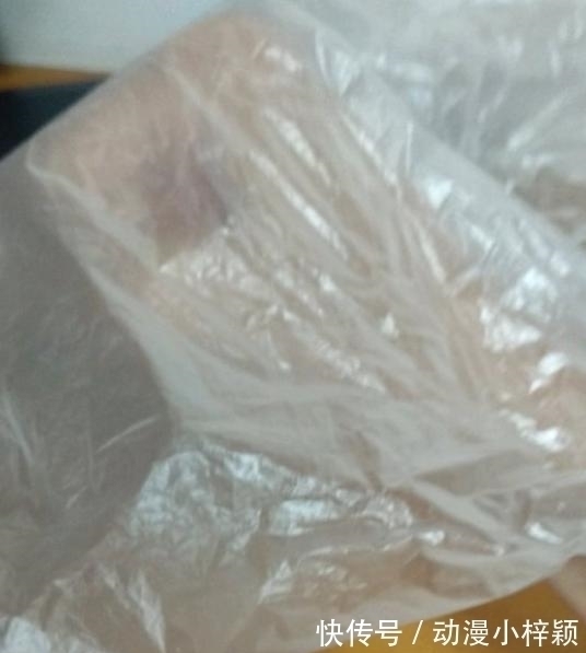 可乐|日本动漫太扯淡,徒手把碳捏成钻石,网友们纷纷玩起了梗