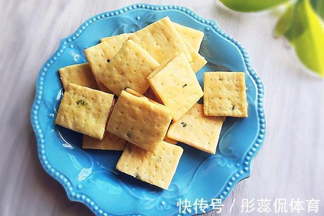 睡眠质量|尿酸高的人,这3类碱性食物多吃,或有助于稳定尿酸水平