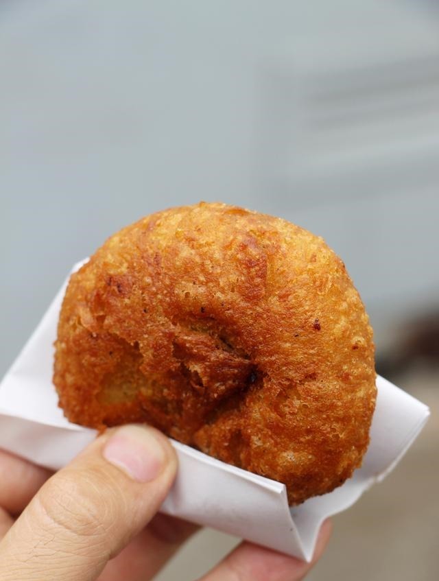 卖光|天津这家干了26年的烫面炸糕,每天早上8点半卖光,想吃的请早