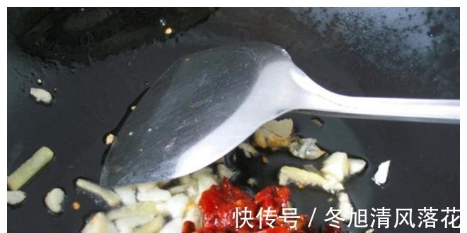 水煮肉片有来头，教你自己做，简单方便味道美，收藏了！