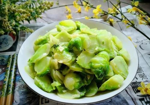 脂肪最怕遇到这菜，燃烧脂肪不马虎，一周吃3次，腰细了肚腩平了