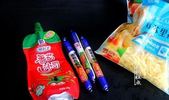 面饼|孩子爱吃的，2款简易披萨，几分钟做一个，比买的放心