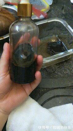 |搞笑gif：自从用了这个密码，再也不用担心老婆拿我手机了