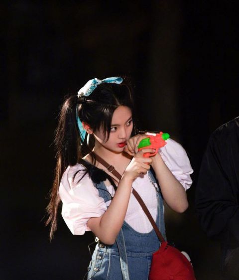 極限挑戰(zhàn)|不用等寶藏行，楊超越已成《極限挑戰(zhàn)》常駐，連續(xù)3期都有她