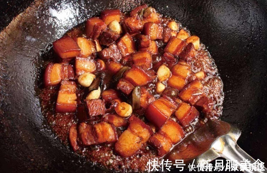 做红烧肉,直接加糖是“大错”!教你好吃做法,肥而不腻香嫩入味