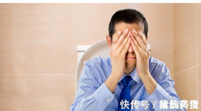 食道癌|身体这4处“见红”,堤防肿瘤已“潜伏”,出现一次,尽早就医