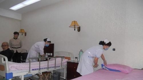 结局|首批丁克族已经步入老年,不必带娃真的轻松吗?不同结局令人唏嘘