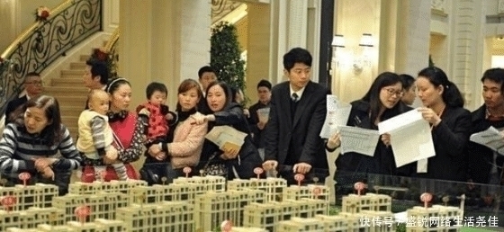 房产证|还清贷款后记得在房产证上盖这个章,否则房贷还清房子也不是你的