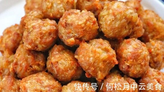 莲藕肉丸子、腊肠蒸鸡翅、西葫芦炒四丁的做法!