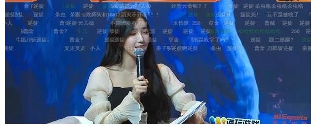 专业赛|曹云金现身功夫嘉年华，弹幕内容太真实，网友全都在刷两个字