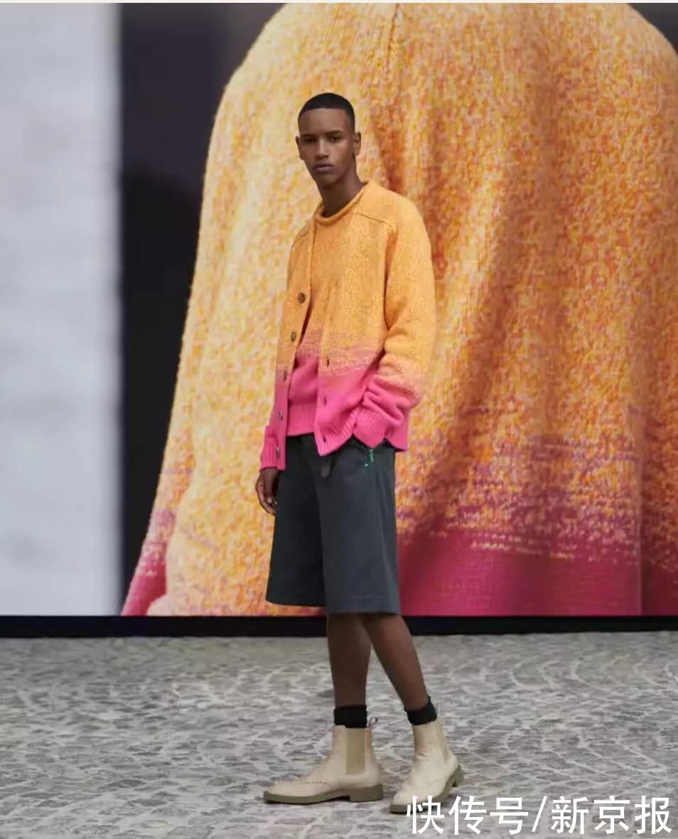 男装周|从巴黎男装周看Z世代如何耍帅？穿衣戴帽更像一场游戏