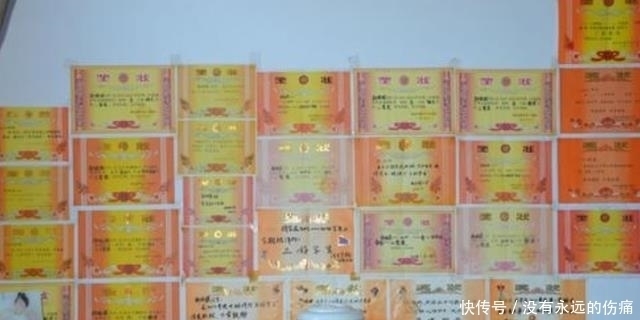 兴趣|孩子奖状“贴满墙”，可家长却开心不起来，网友：让人感到扎心