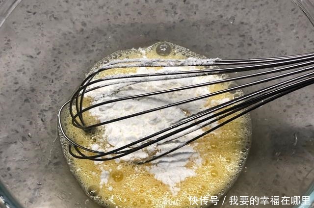 红薯别总蒸着吃了，这样做酥软香甜，还不长胖，好吃到停不下嘴