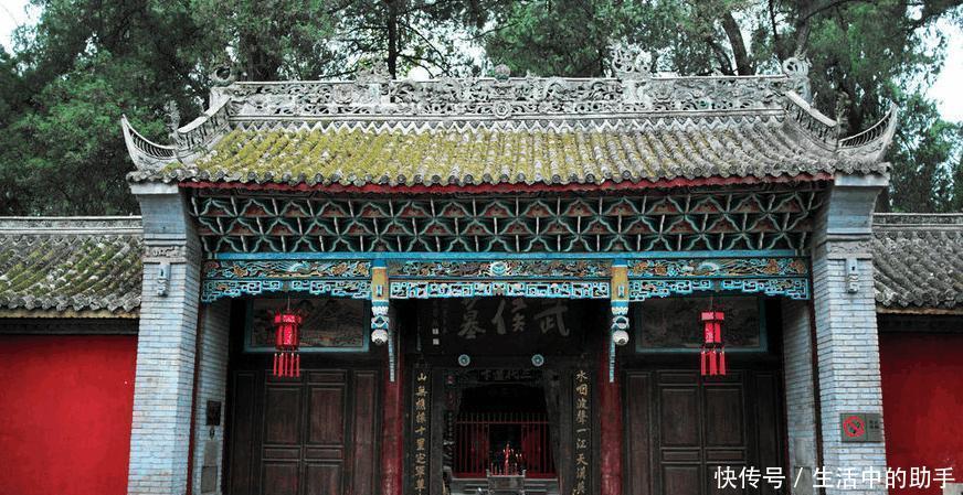 无人|诸葛亮死了2千年, 为啥无人盗他的墓 是因为坟前两棵树!