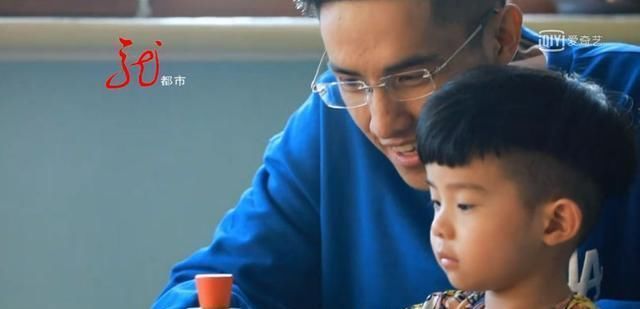 手术|给火龙果割阑尾33岁水果医生爆红吸粉90万网友看到第一个就痛了