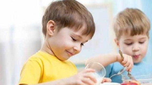 骨龄|孩子身体有三种表现，是“通知”要停止长个了，父母早发现还有救