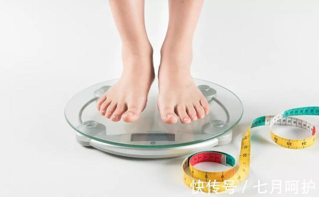 卵巢早衰|过了45岁后的女性,雌激素水平或会下降,建议尽量少吃这4种食品