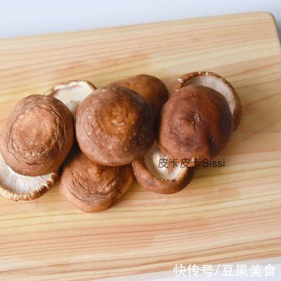 火腿饼|丰富餐桌味：韩国香菇饼、西葫芦饼、茄子饼、火腿饼