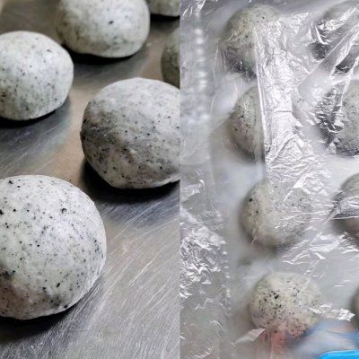 面团|黑芝麻奶酪小餐包