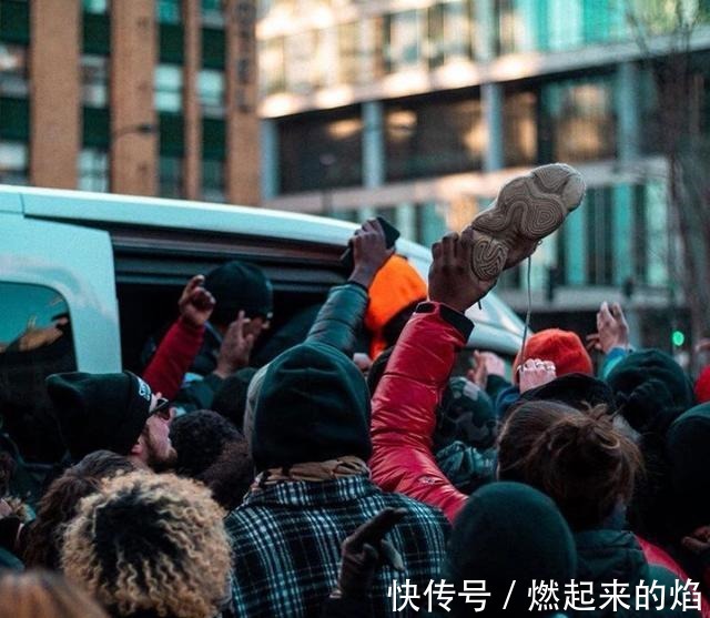 nike Travis Scott 上脚新倒钩，冲得到算我输丨潮鞋上脚！