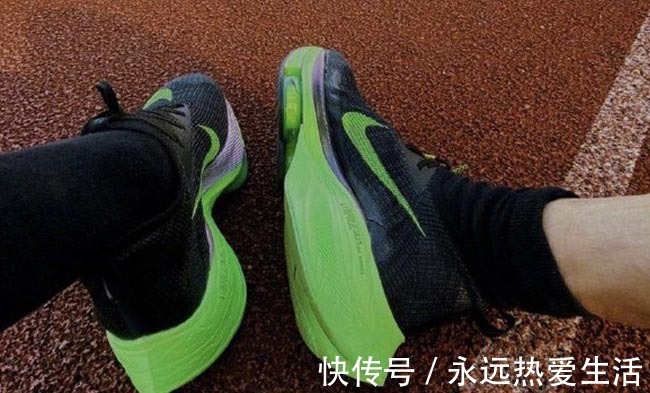 ori|除了小10万的AJ1,近期17位明星上脚别漏看!