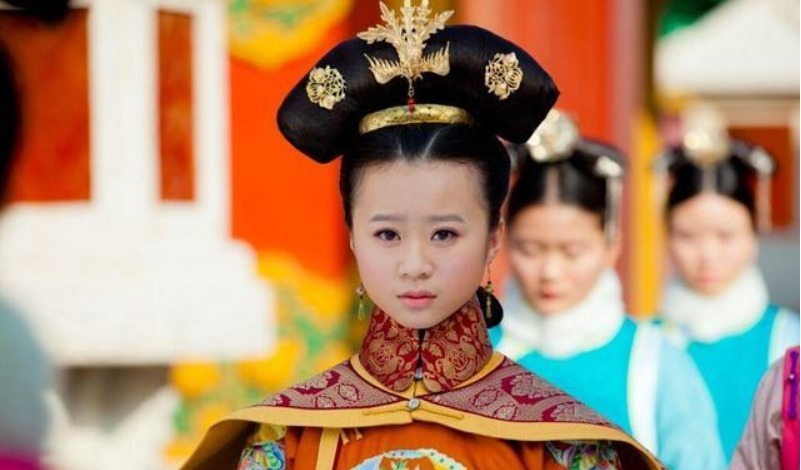 姑侄|姑侄3人进宫，两人当皇后，一人封皇贵妃，却抚育了3位皇帝