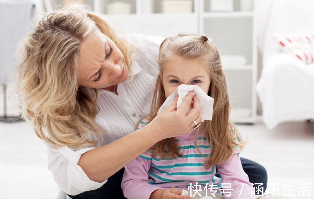 雪梨|秋冬季节,孩子咳嗽可能不是感冒,家长先别急着喂药,试试这几招