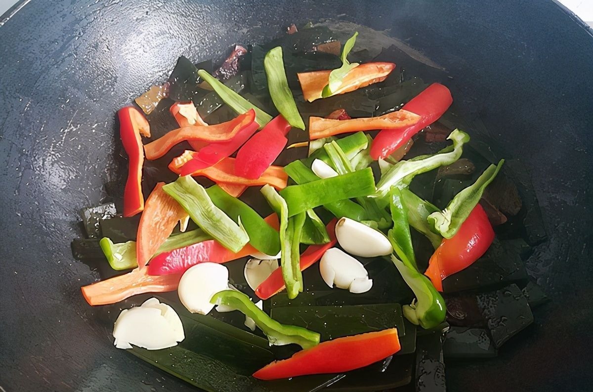 海带的“天敌”被发现,切记不能一起吃,很多家庭都中招