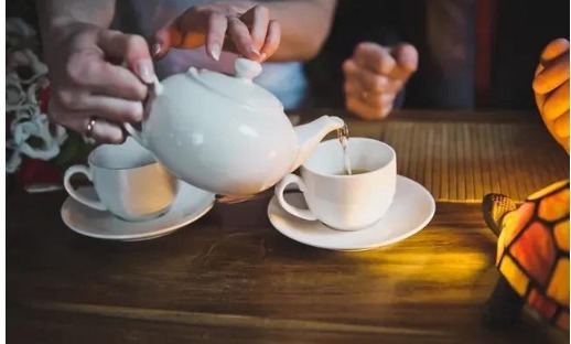 高密度脂蛋白|高血压喝什么茶能降压医生说降压不能靠喝茶