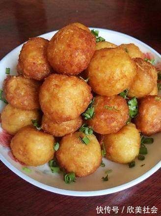 土豆这样做太香了,不炒不烤也不煎,个个都空心,出锅就抢着吃