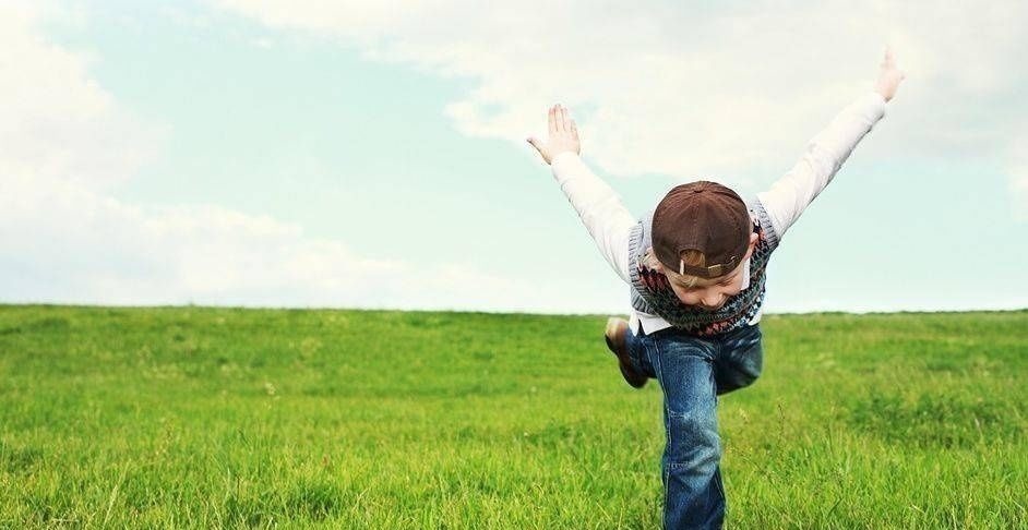 近视|导致孩子近视的“真凶”可能不是手机、也不是电脑!