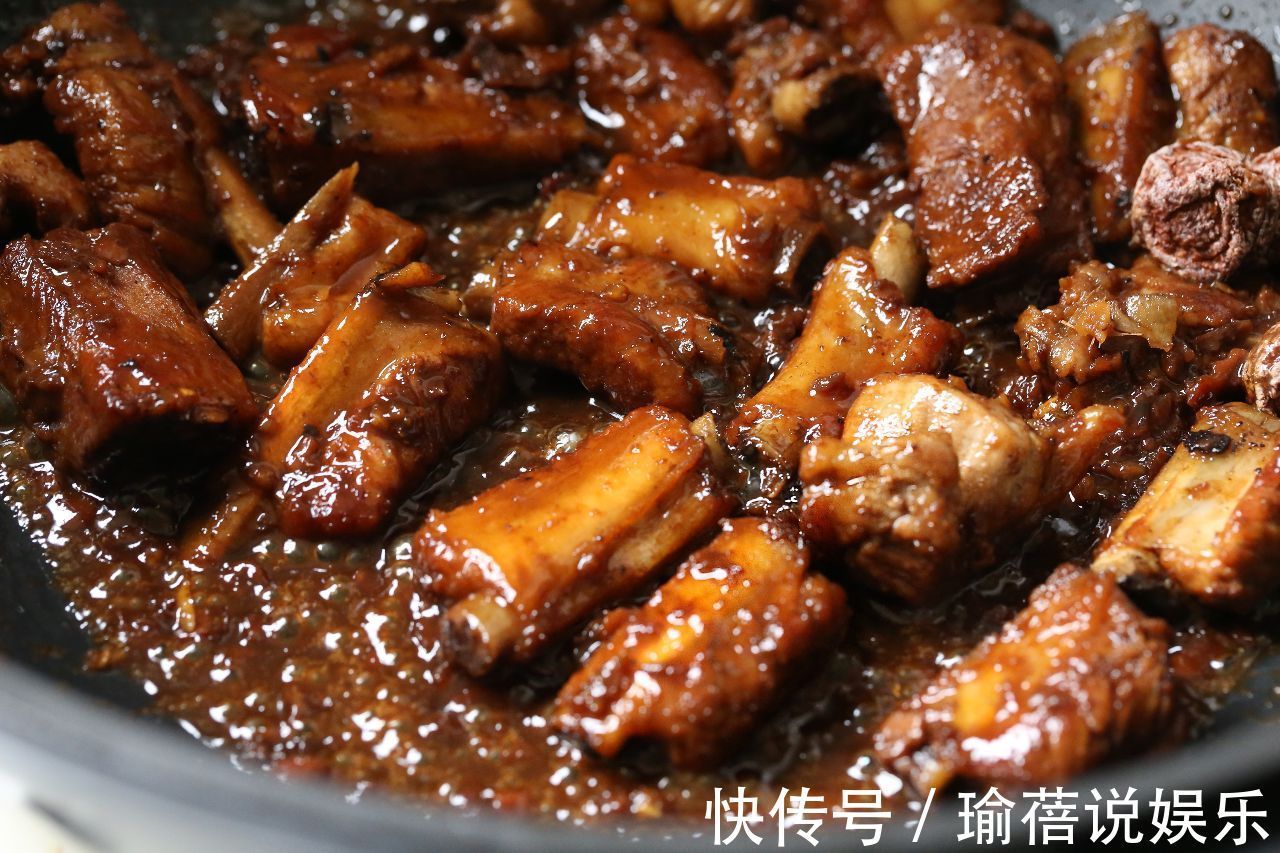 烧排骨时加些它,酸甜开胃不油腻,好吃到舔盘!