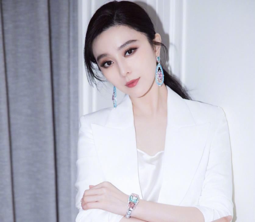 睡觉前做到这“4点”只有对峙，皮肤越来越滑腻，痘痘黑头也少了