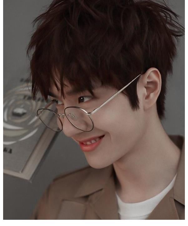 藏海花|男星迷信偏门做法？吴磊王一博抢饼？肖战任敏重蹈余生覆辙？