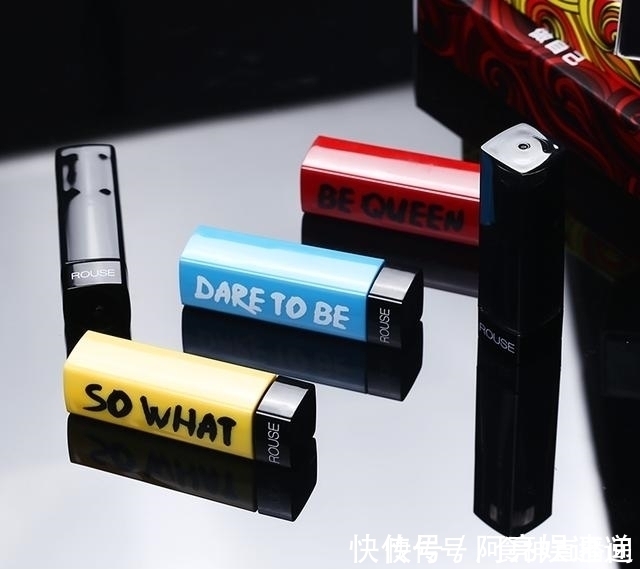 嘴唇|女人“涂口红”和“不涂”,化妆师:瞧下图,你就知道差距有多大