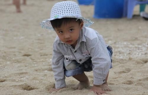 小葵|4岁男童“奶瘾”大,因吃“毒母乳”毁一生,宝妈含泪说出真实原因