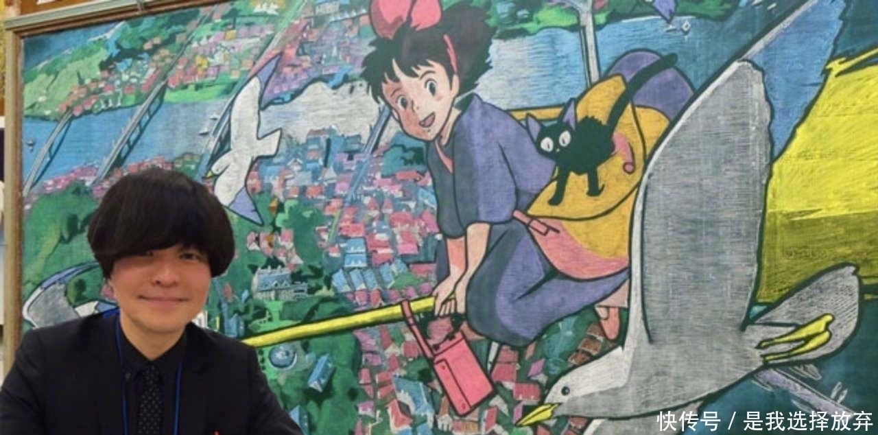 美术老师|老师手绘黑板报,各种动漫角色手到擒来,网友:我怎么就没遇到?