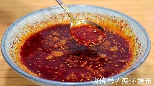 辣椒油|为啥饭店辣椒油那么香，原来有秘诀，配方比例全在这，收藏了