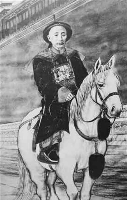 民国首富家庭:小妾要给女儿缠足,原配:别缠了,嫁不出去我养